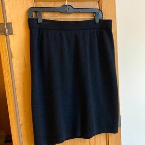 ST. JOHN Basics black wool knit slim skirt.